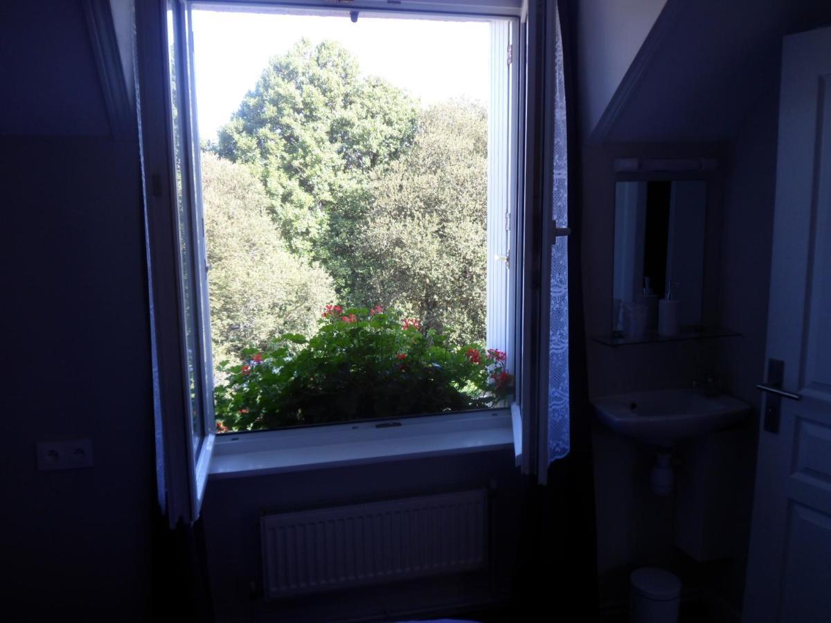 Riverside Bed And Breakfast Huelgoat Εξωτερικό φωτογραφία